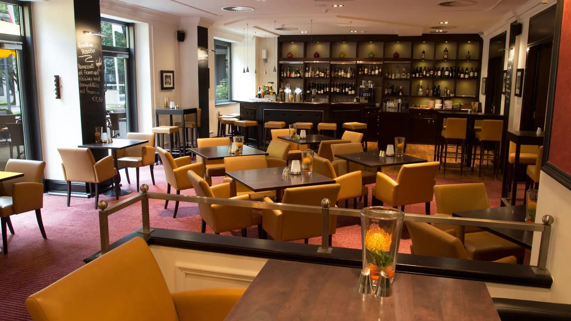 Courtyard By Marriott Duesseldorf Seestern Germany