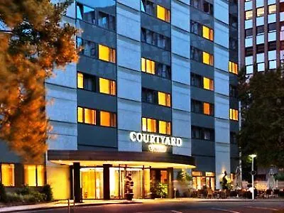 Courtyard By Marriott Duesseldorf Seestern Ξενοδοχείο Ντίσελντορφ